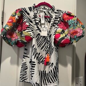 THML embroidered flower short sleeve top NWT